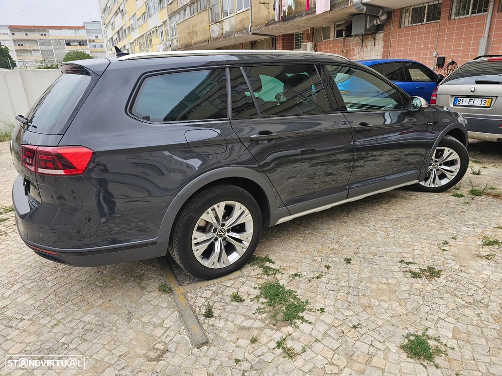 VW Passat Alltrack 2.0 TDI SCR 4Motion DSG - 2