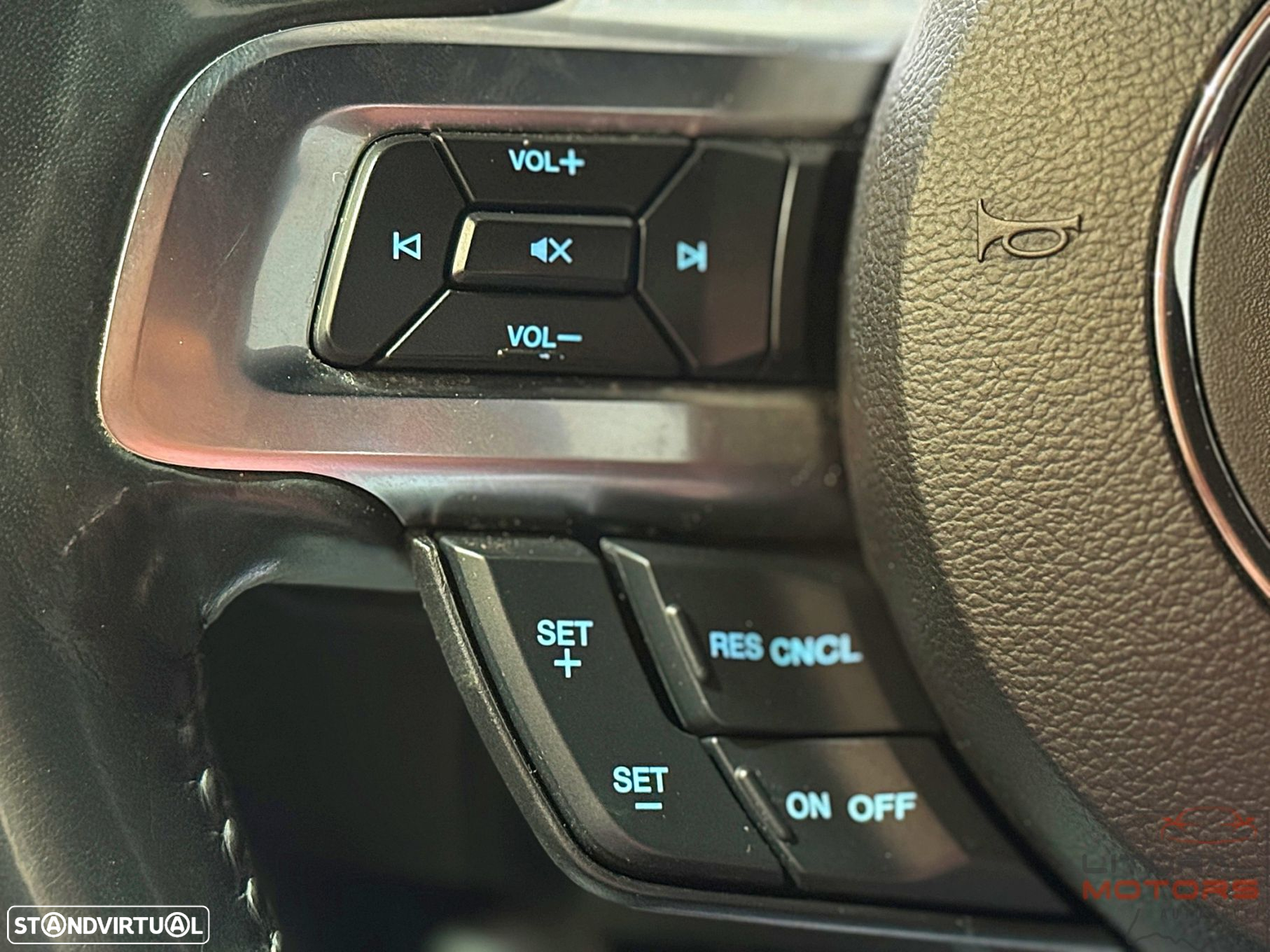 Ford Mustang 2.3i EcoBoost - 19