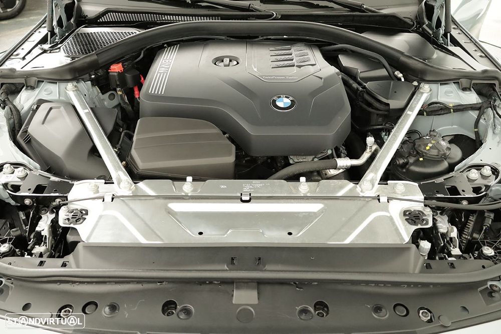 BMW 420 Gran Coupé i Pack Desportivo M Auto - 25