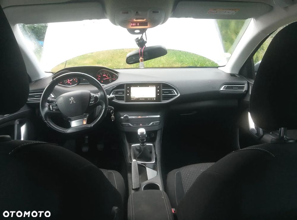 Peugeot 308 - 3