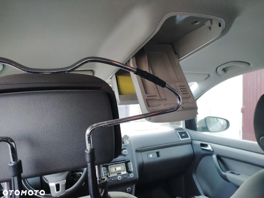 Volkswagen Touran 1.6 TDI DPF BlueMot Comfortline - 6