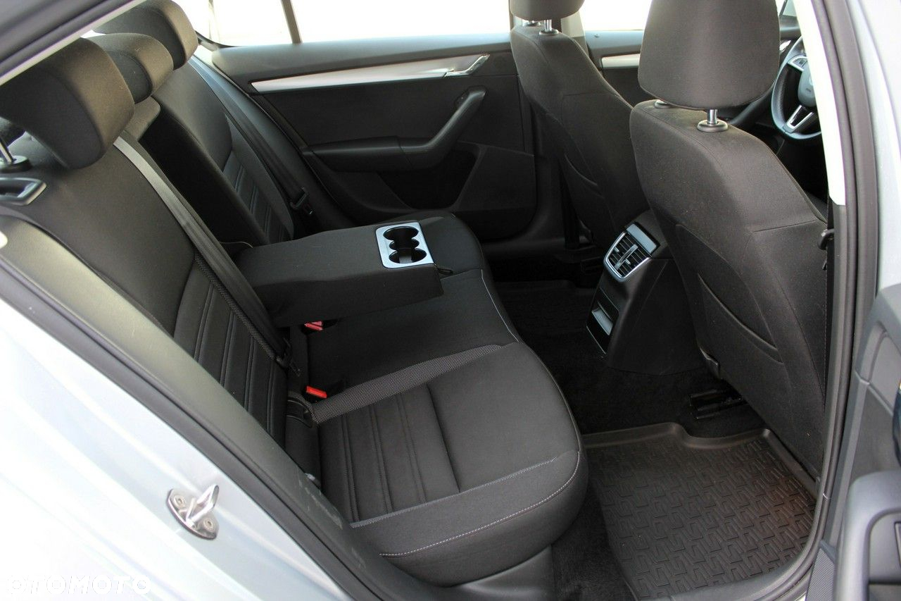 Skoda Octavia - 11