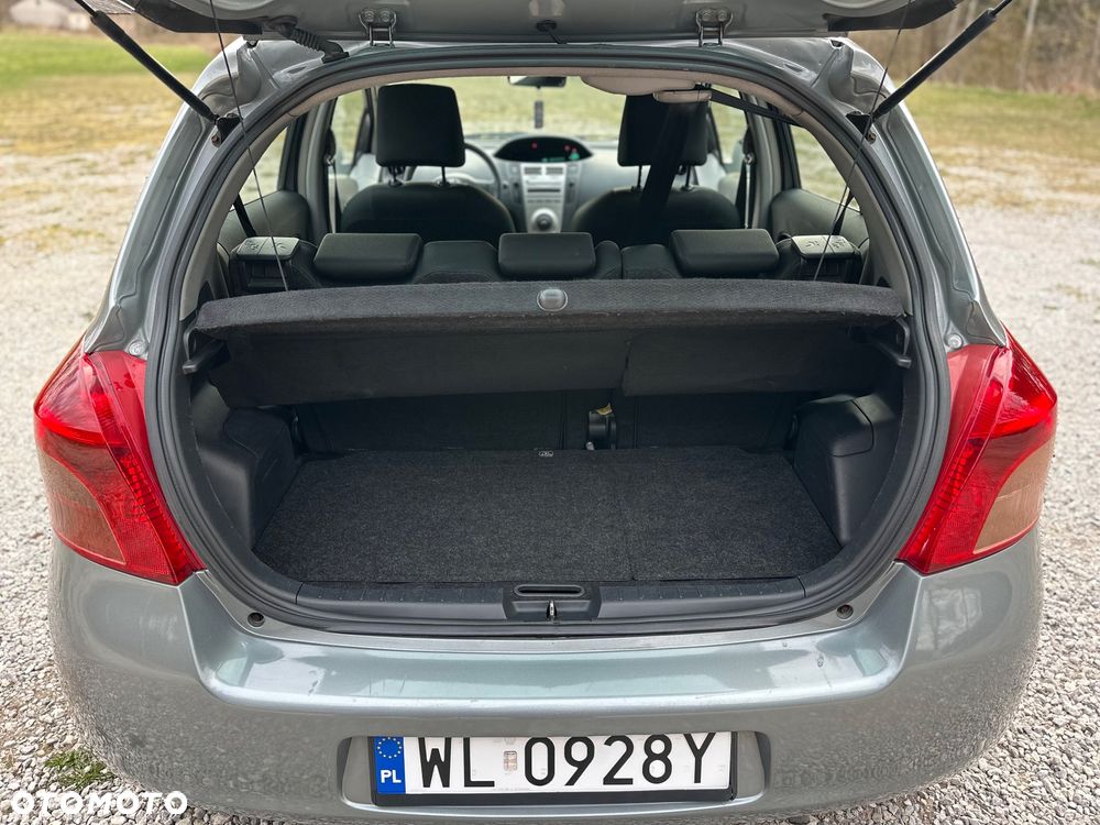 Toyota Yaris 1.0 Luna A/C - 7