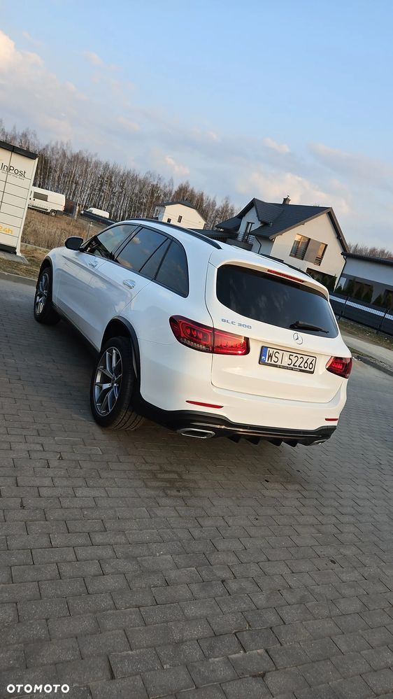 Mercedes-Benz GLC - 26