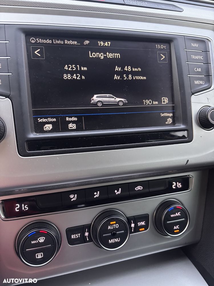 Volkswagen Passat - 9