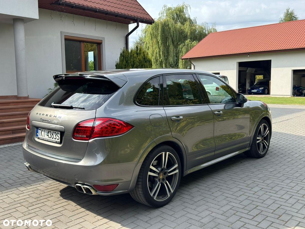 Porsche Cayenne S Diesel - 3