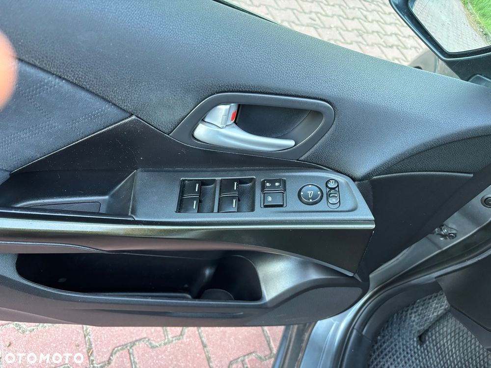Honda Civic 1.8 Sport - 11