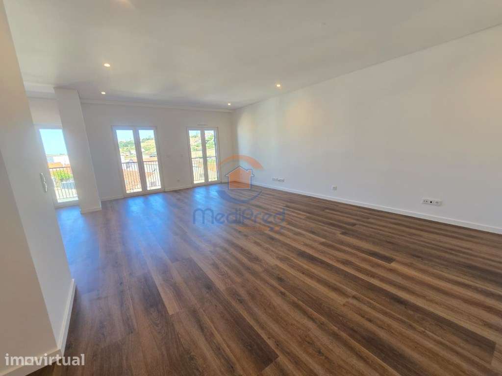 Apartamento T3 NOVO com BOX e Arrecadação | Caneças, Odivelas - Grande imagem: 2/33