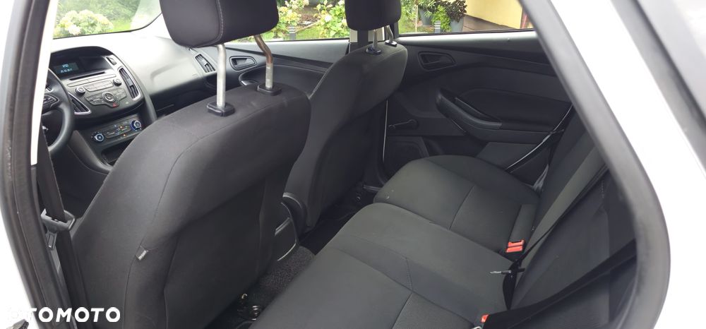 Ford Focus 1.6 Ambiente Start - 9