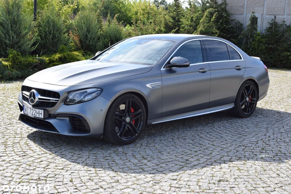 Mercedes-Benz Klasa E - 1