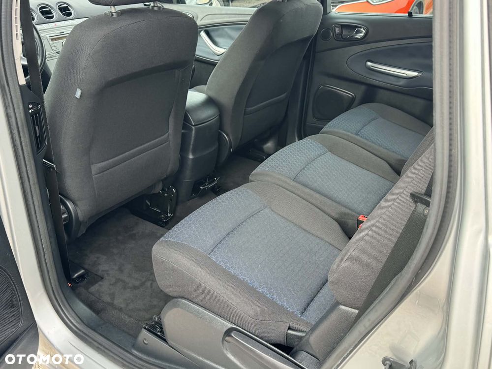 Ford S-Max 2.0 Ambiente - 25