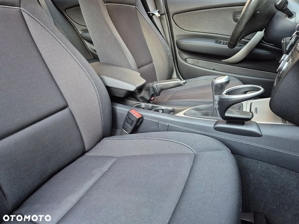 BMW Seria 1 - 28