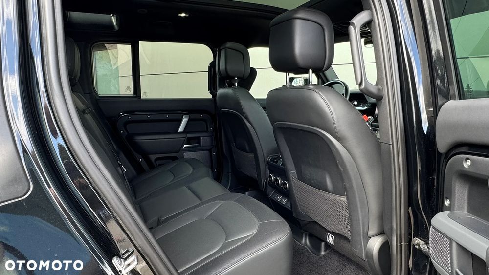 Land Rover Defender 2.0 P400e PHEV X-Dynamic SE - 13