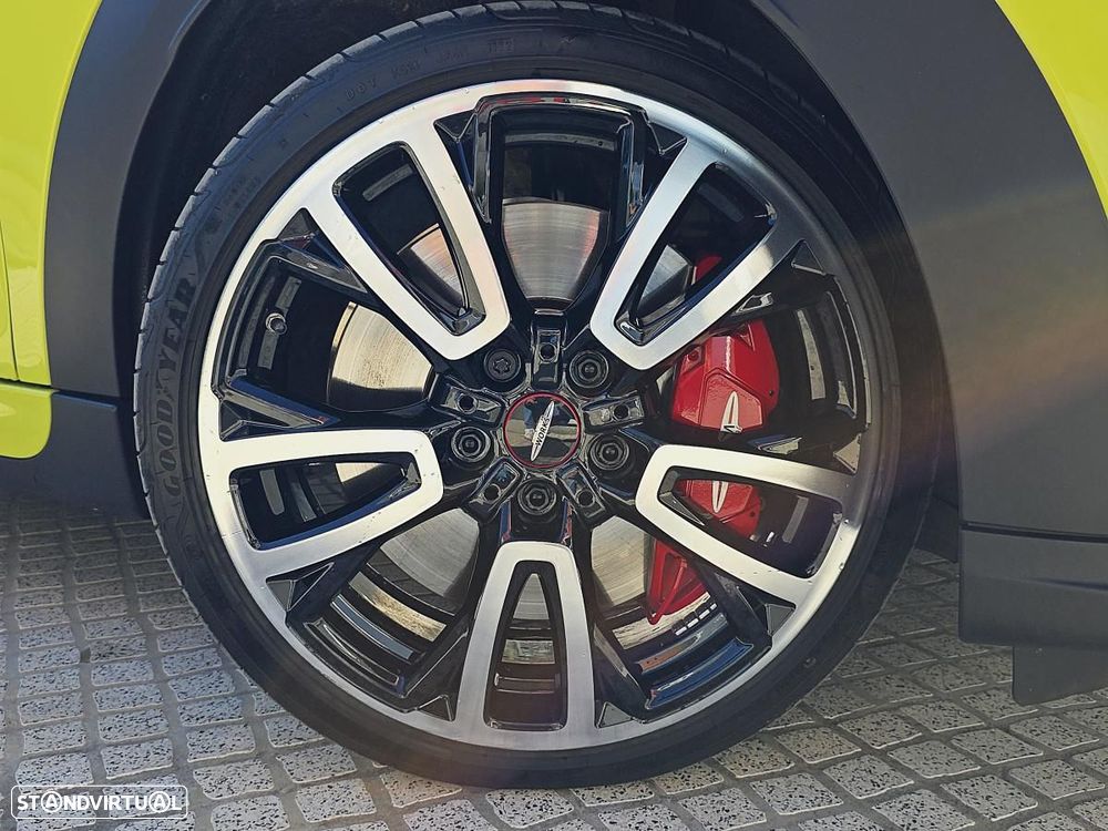 MINI 3 Portas John Cooper Works Auto Desportiva - 21