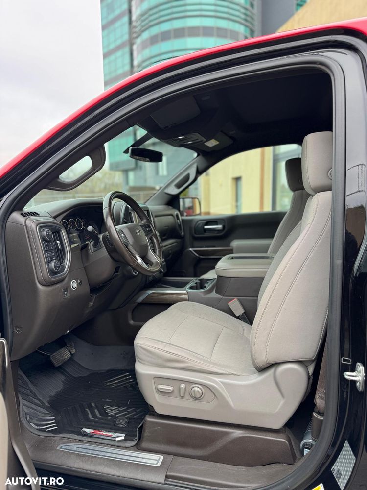 Chevrolet Silverado - 11