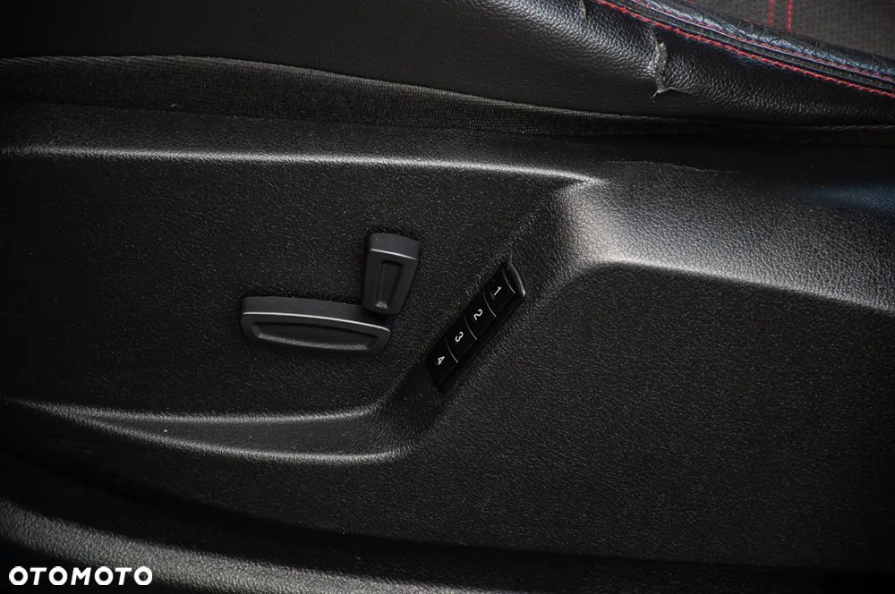 Ford S-Max - 28