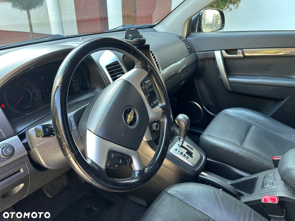 Chevrolet Captiva 2.0 4WD 5 Sitzer Automatik LT Exclusive - 24