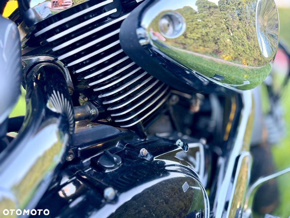 Suzuki Intruder - 5