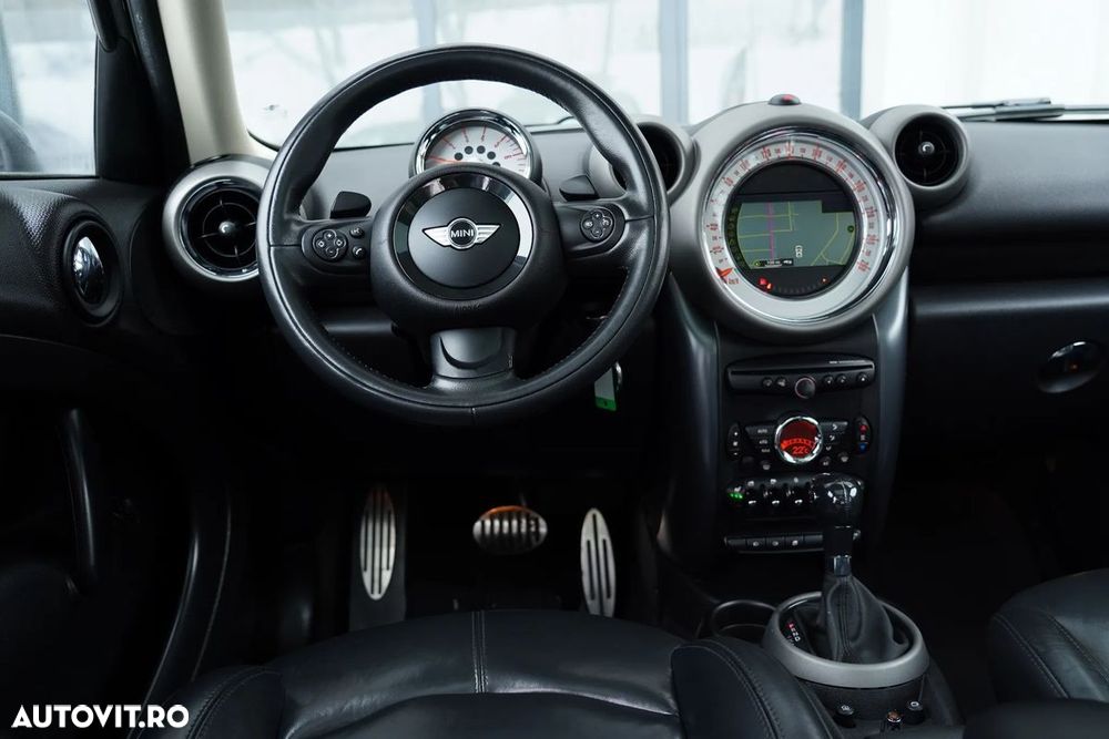 Mini Countryman - 3