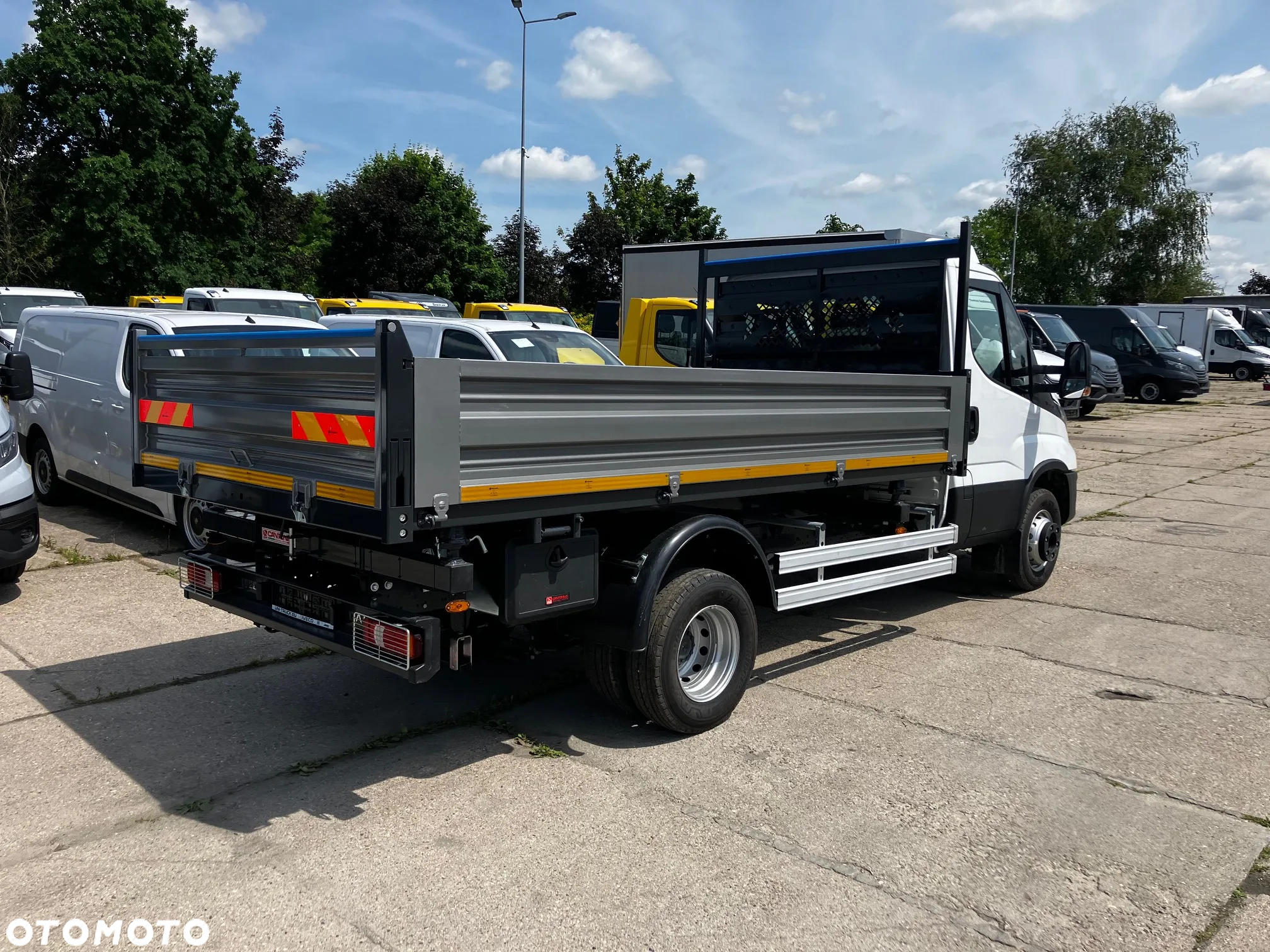 Iveco FV 3.0 70C18 Daily wywrotka Cantoni ITALY - 6