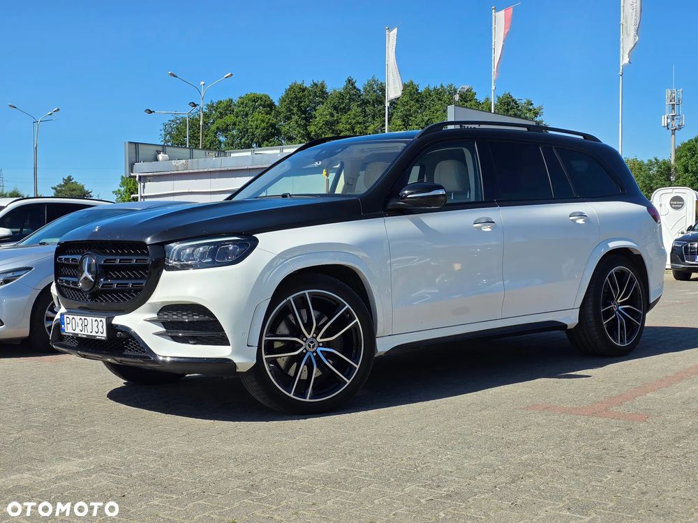 Mercedes-Benz GLS - 1