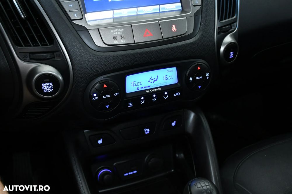 Hyundai ix35 2.0 CRDI 4WD Premium - 18