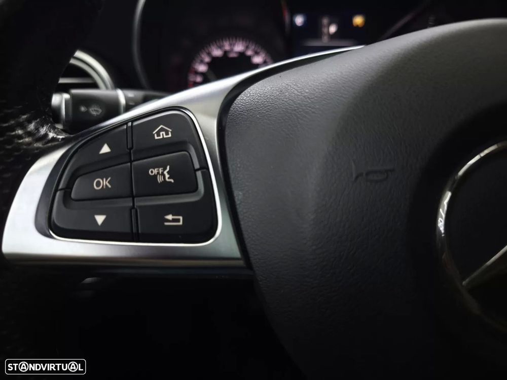 Mercedes-Benz C 220 d 9G-TRONIC AMG Line - 24