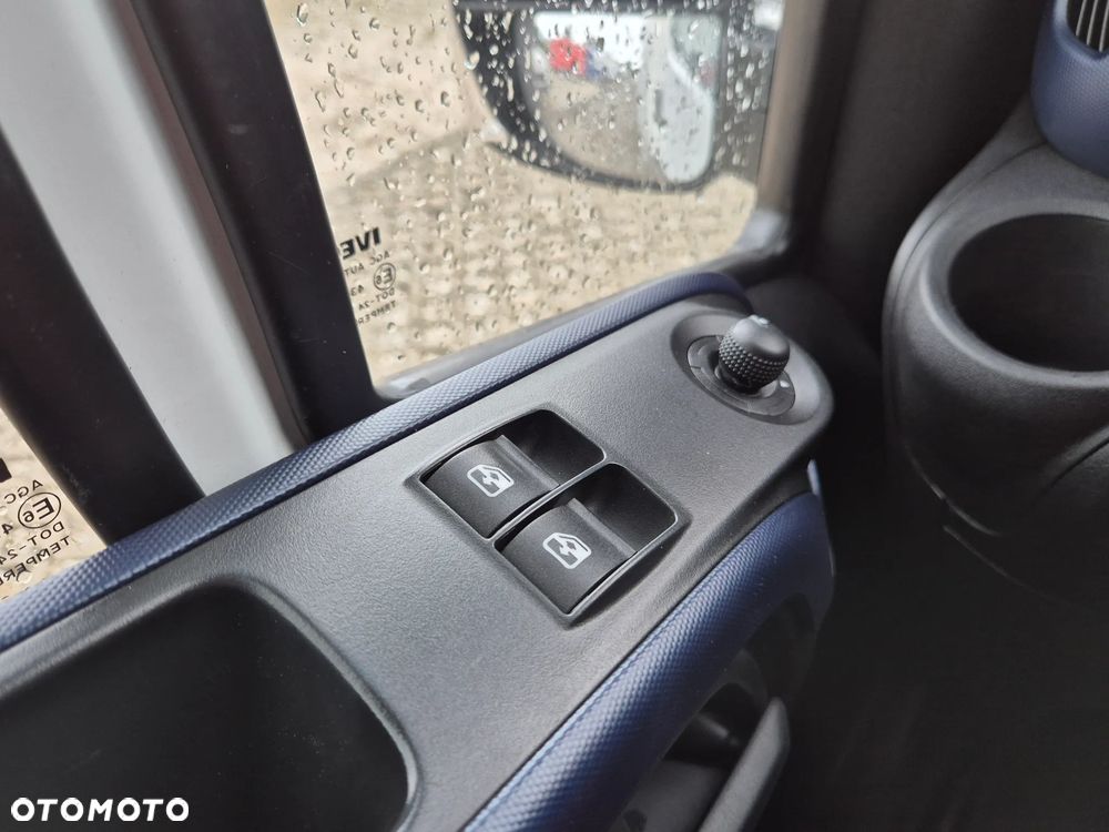 Iveco Daily 35C16, firana, kontener 8PAL, Winda 750KG, klimatyzacja, bliźniaki - 9