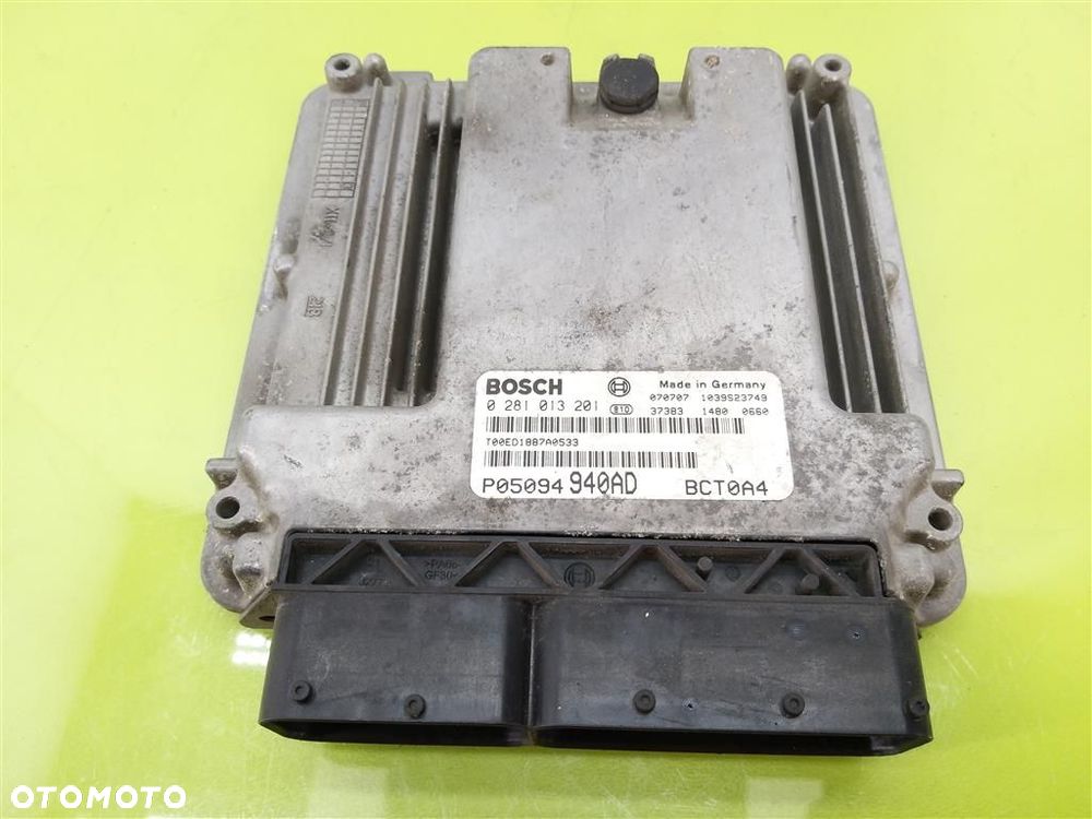 Komputer sterownik silnika Dodge Caliber 2.0CRD 140KM 2006-2011R BOSCH - 1