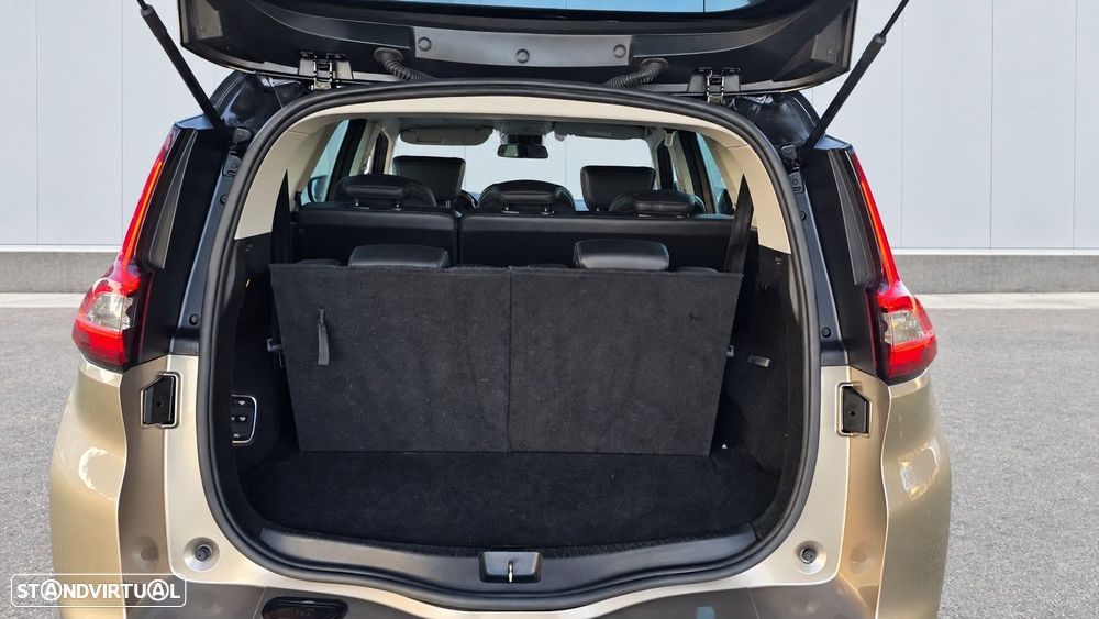 Renault Grand Scénic 1.6 dCi Bose Edition EDC SS - 28