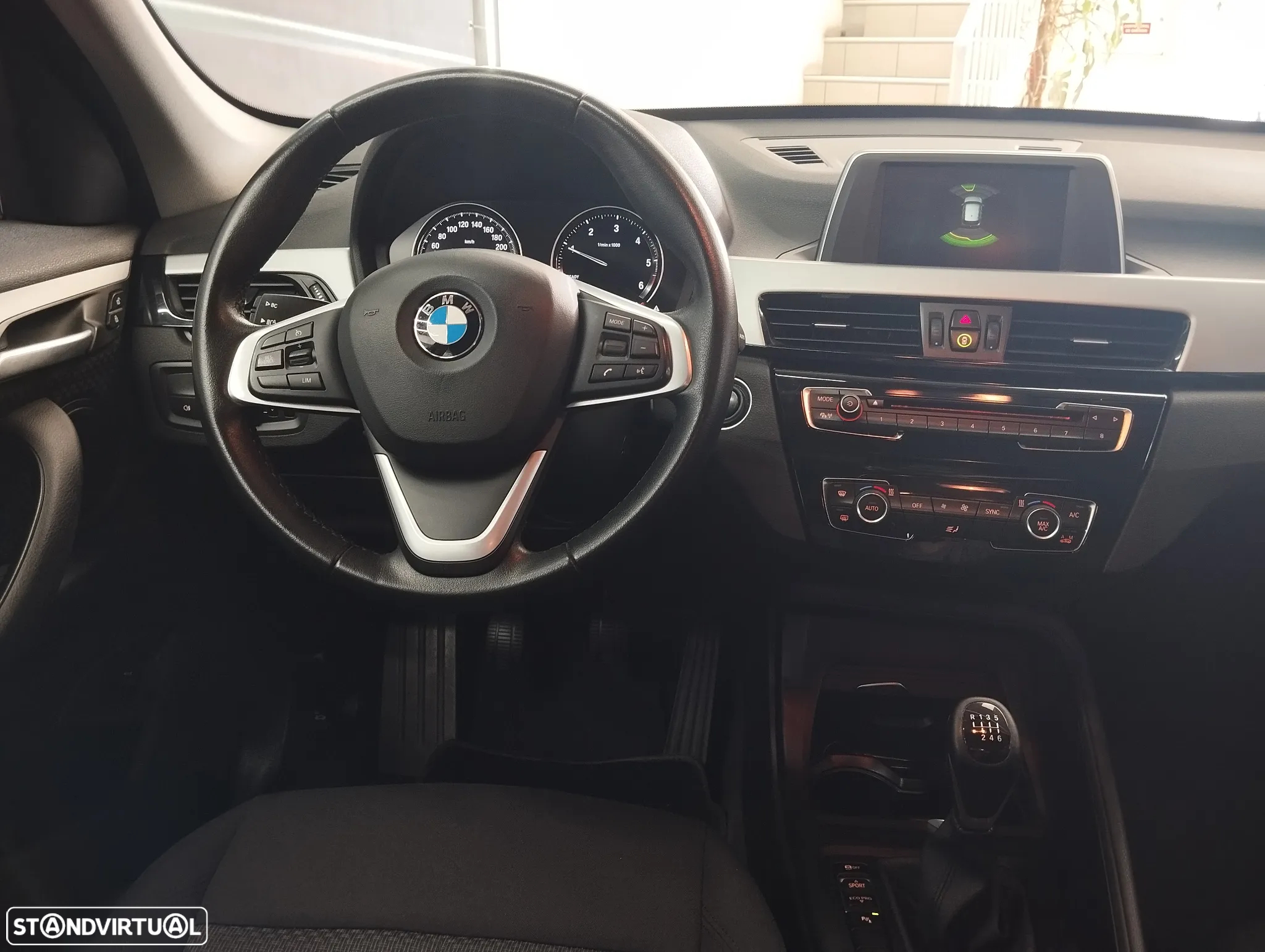 BMW X1 16 d sDrive - 18