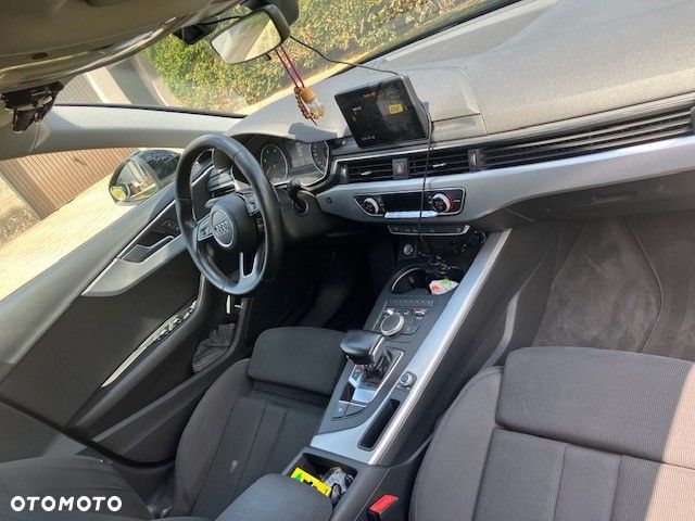 Audi A4 Avant 2.0 TDI S tronic - 5