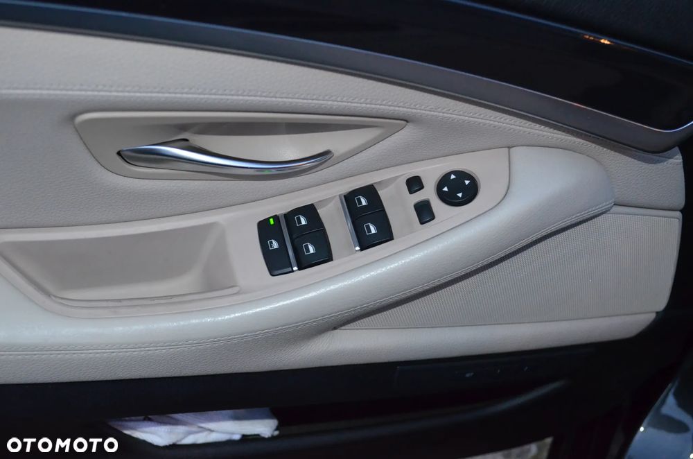 BMW Seria 5 - 29