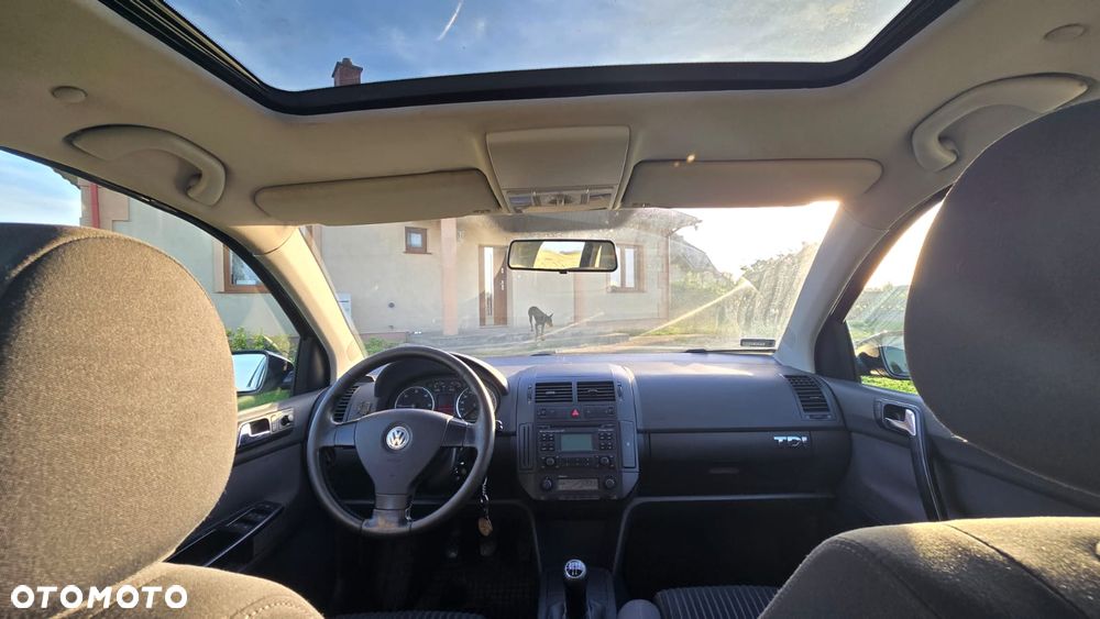 Volkswagen Polo 2005 photo 4