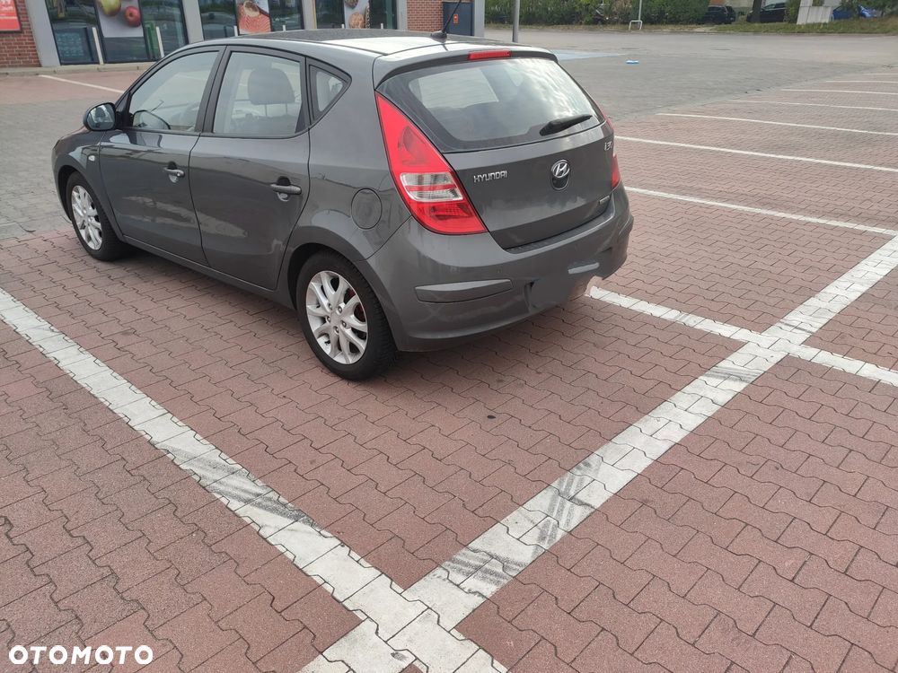 Hyundai i30 1.6 CRDi Premium - 5