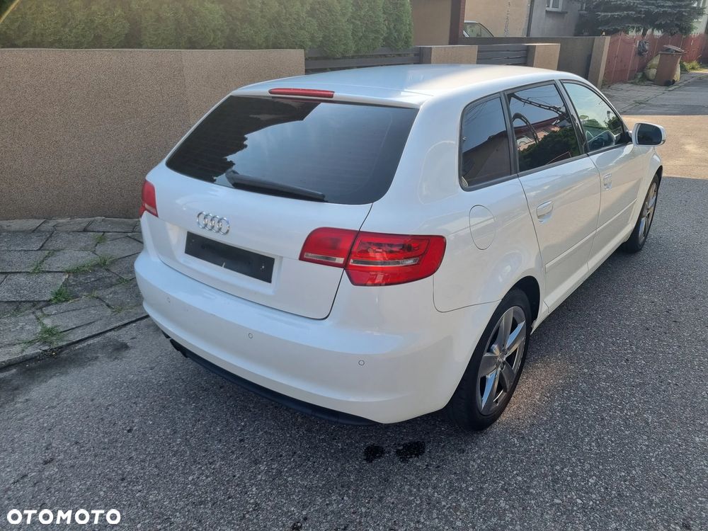 Audi A3 Sportback 1.4 TFSI Attraction - 3