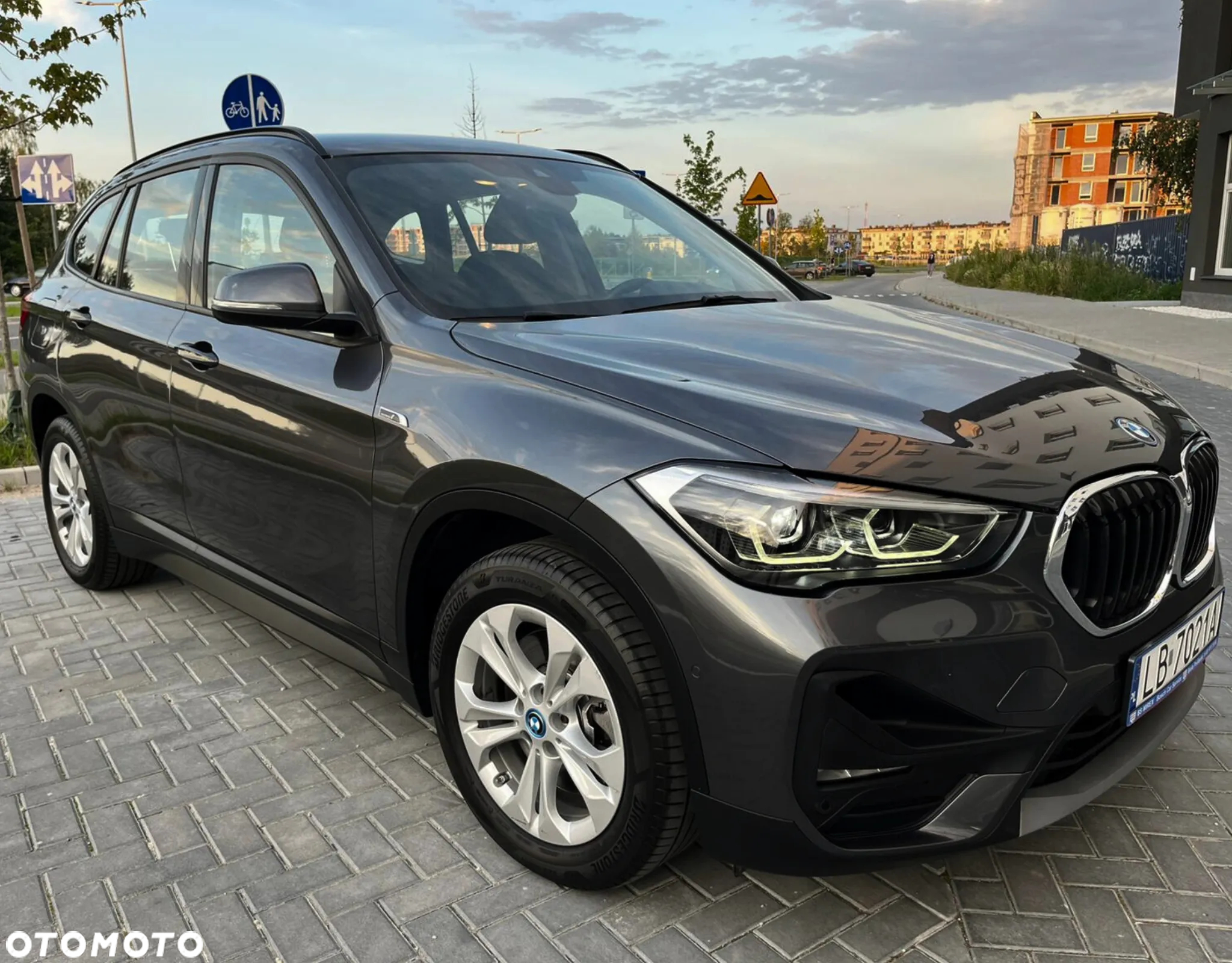 BMW X1 xDrive25e Business Edition - 6