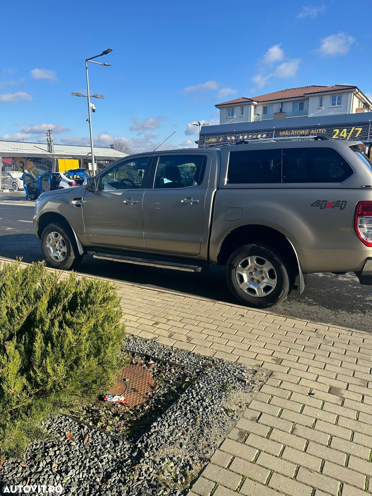Ford Ranger - 10