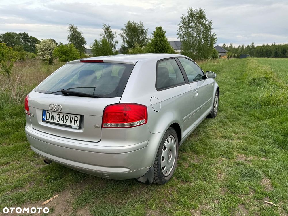 Audi A3 3-drzwiowe 1.6 Ambiente - 15