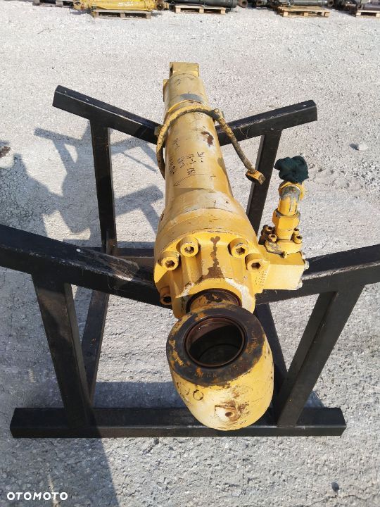 Siłownik Cat Caterpillar 330 323 325 322 320 318 [D-169 S-90 T-95] - 4