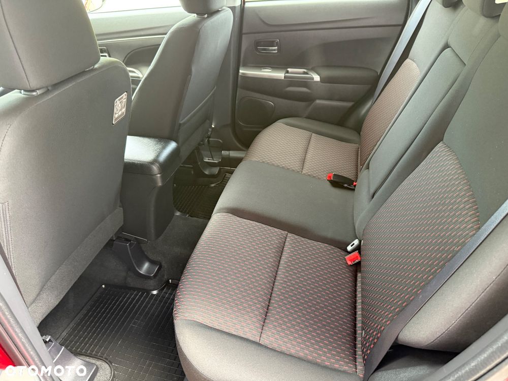 Mitsubishi ASX - 13