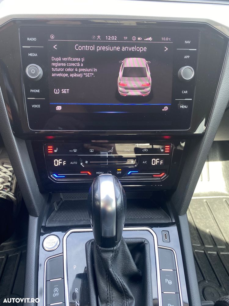 Volkswagen Passat 2.0 TDI SCR DSG Highline - 16