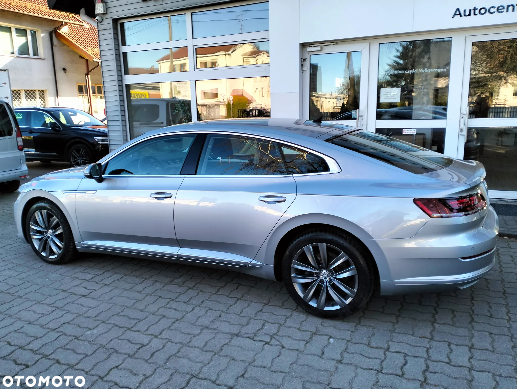 Volkswagen Arteon 2.0 TDI SCR Essence - 2