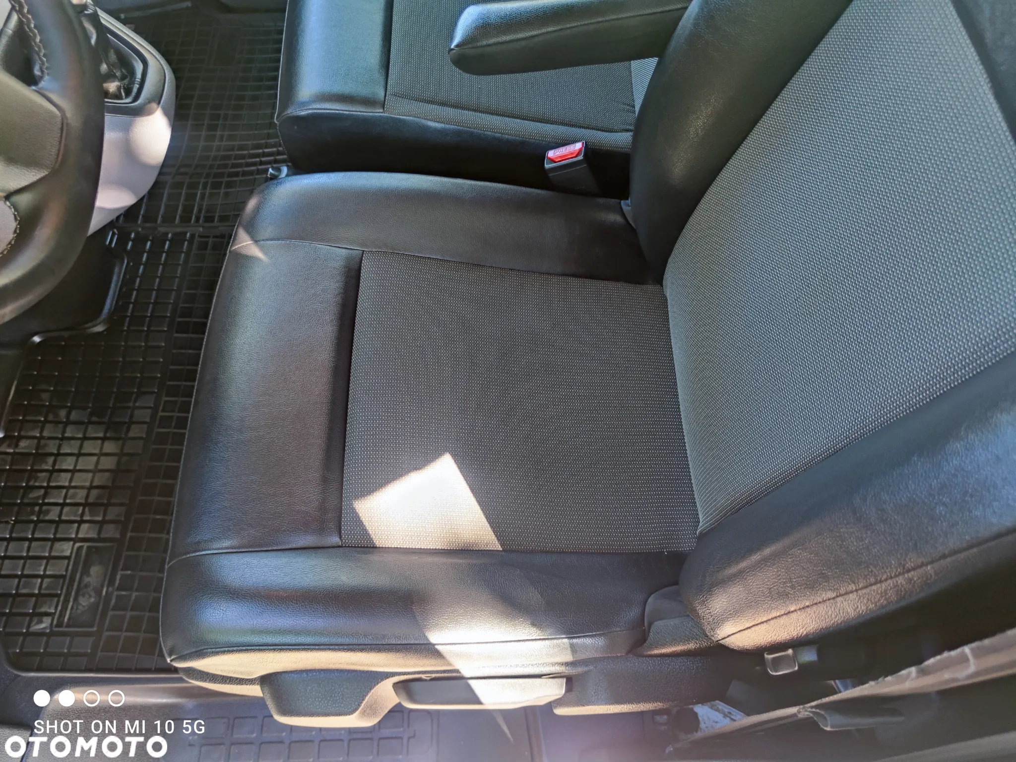 Opel Vivaro - 20