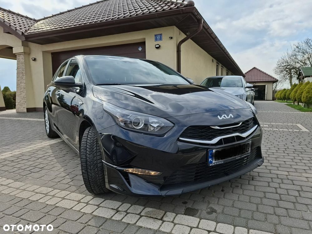 Kia Ceed 1.5 T-GDI M - 2