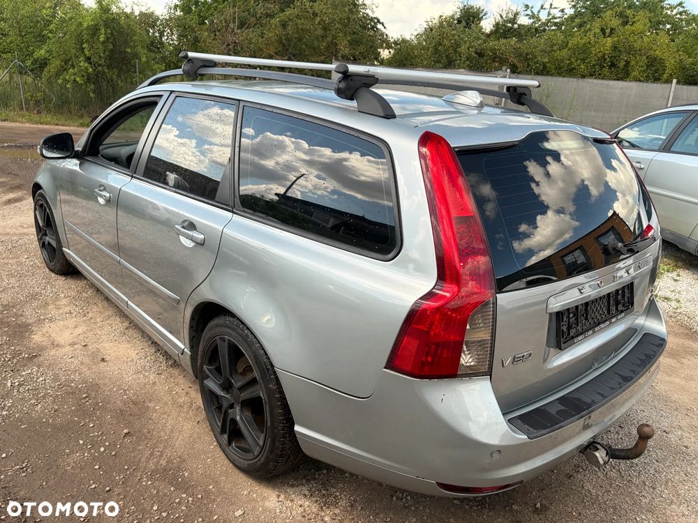 Volvo V50 1.6D - 8