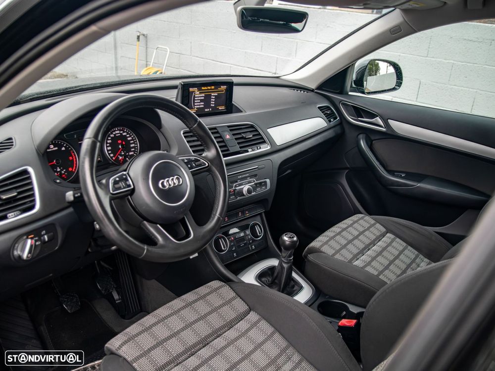 Audi Q3 2.0 TDI S-line - 17