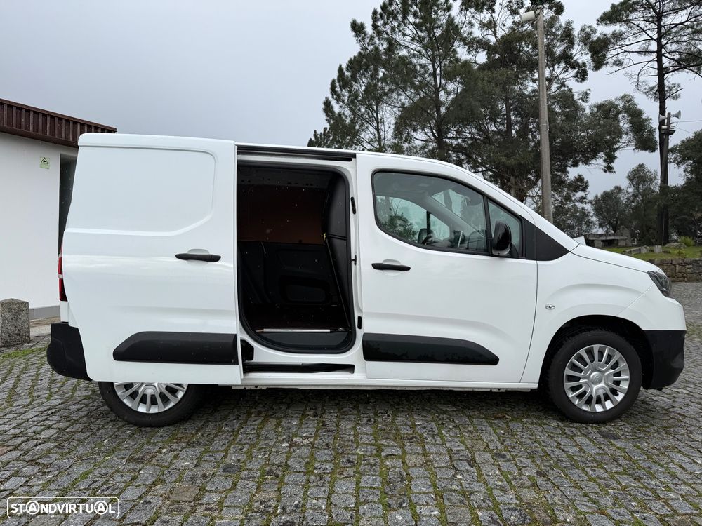 Toyota Proace City / 1.5D 100CV D4D - 9