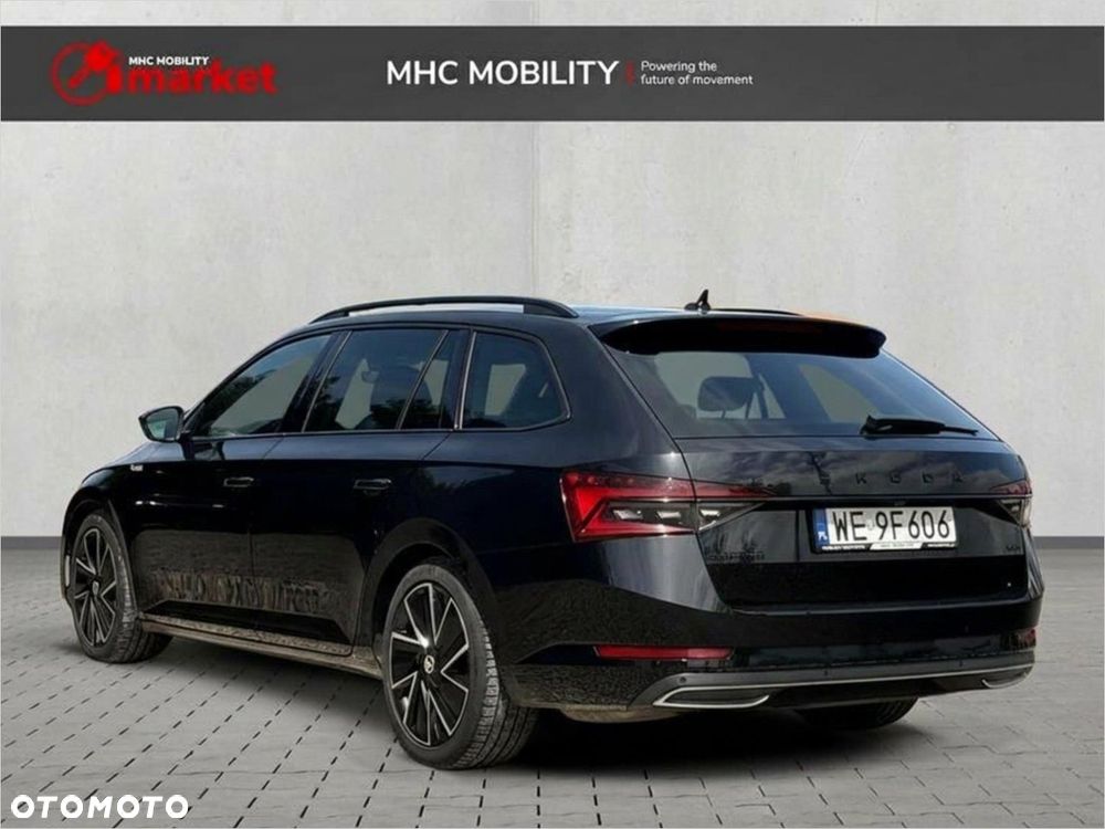 Skoda Superb 2.0 TDI SCR 4x4 Sportline DSG - 3