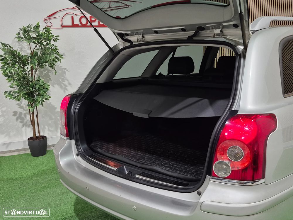 Toyota Avensis SW 2.2 D-4D Sol High P. - 30